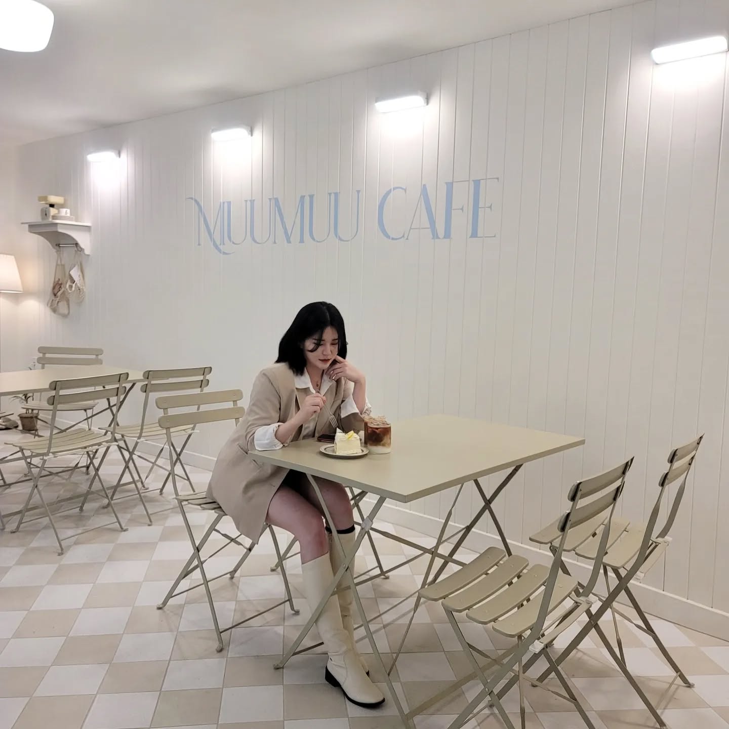 레이트어답터 얼떨결에 신상카페 가오픈기간 중 방문🍰
⠀
⠀
⠀
⠀
⠀
⠀
⠀
⠀
⠀
⠀
#뮤뮤카페 #여수카페 #글루텐프리카페 #다이어트 #운동기록 #운동하는여자 #헬스타그램 #셀스타그램 #셀스타 #selfie #런닝 #나이키런 #크로스핏 #레깅스 #여수 #대전 #소통 #일상 #좋아요 #팔로우 #instadaily #instagram #ootd #like #follow #l4l #lfl #좋반 #첫줄반사 #좋아요테러
