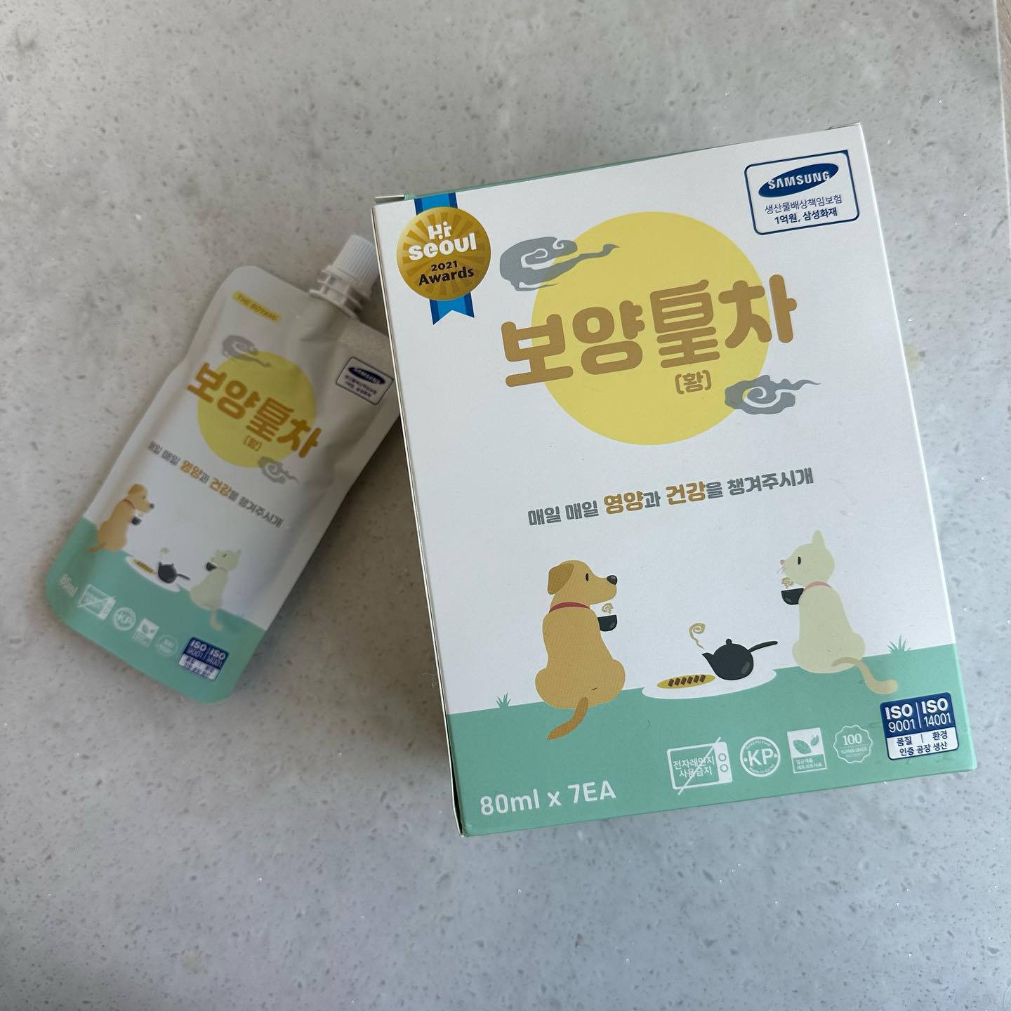 [바리&도리X더보양 전품목 공구]

예고 했던 대로 10/17-10/21까지 공구 기간기에오 🫶🏻

처음 해 보는 공구라 서툴지만 열심히 해보겠슴니당

기존 공구랑 달리 보양황차 외에
더 보양의 다양한 제품 구매가 가능하게 됐어요 🤍

맨 뒷장에 구성 가격 적혀 있으니 참고 해주심 됩니당 😏

모든 제품 1+1 진행 중이에오
(전설의 보양은 2+2)

강아지들에게 좋은 황태베이스로 된 제품 많으니까 참고 참고 !!✔️

링크는 프로필 상단에 🤍

더 보양 1+1 구매문의는
ggozil_e_bari 
ggozil_e_dori

#보양황차 #강아지 #반려견 #댕댕이 #강아지간식 #멍스타그램 #동물 #반려동물 #강아지음료 #더보양 #더보양 #강아지트릿 #강아지간식공구 #공구 #공동구매 #보양황차공동구매