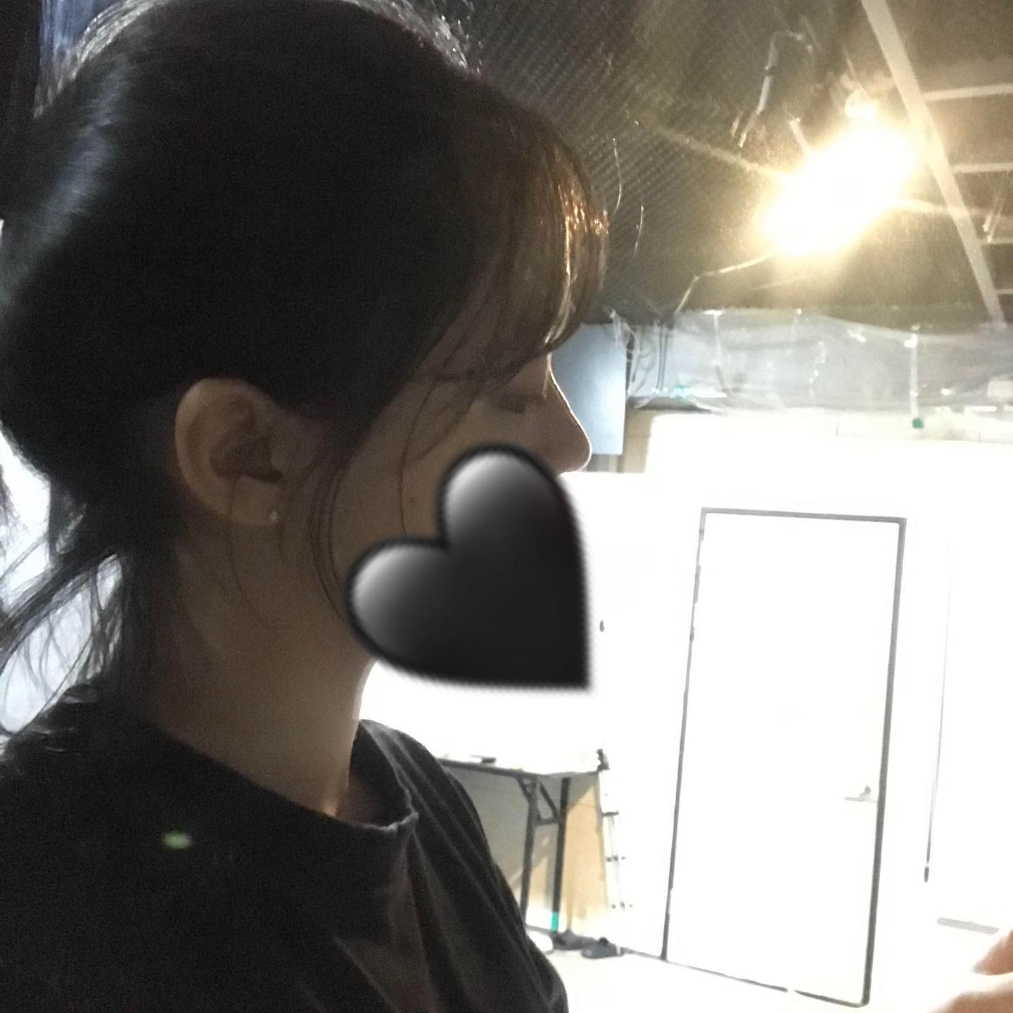 2020 
무려 2년 전
.
.
.
.
.
.
.
#06 #2년전 #옛날사진 #포니테일 #연습실 #거울샷