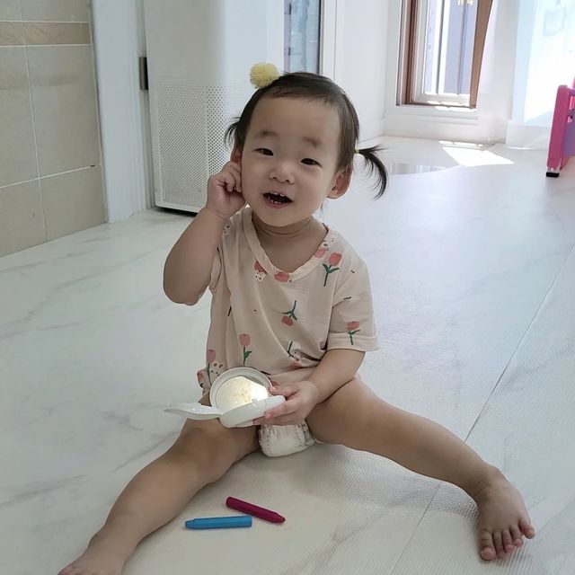 남매맘 일상 ꈍ◡ꈍ on Instagram: "#제품제공 ⠀ 햇살좋은 가을날씨에요 ෆ 우리로아 피부는 소중하니까 매일 선쿠션으로 톡톡ෆ ⠀ 아이도 엄마도 함께 사용 가능한 오가닉그라운드 <논나노