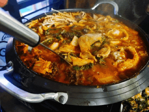연남동 전골 맛집, 순만골에서 맛있는 만두 전골 먹어요!