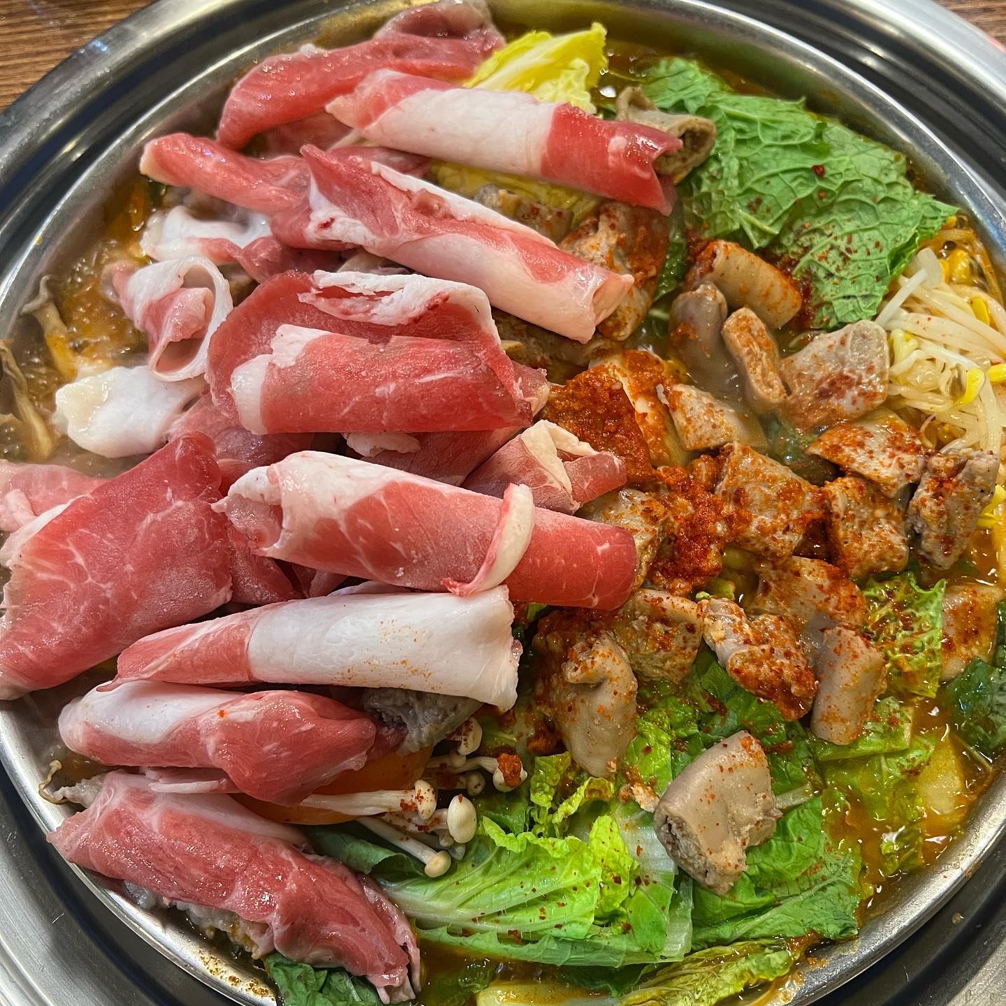 #추울땐국물이최고👍 #차돌곱창전골#곱창이먼저냐차돌이먼저냐???