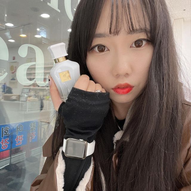𝑀𝒾𝓃𝓃𝒶 on Instagram: "#협찬 셀마르에서 제가 제일 좋아하는 향을 선물해주셨어용 실제로 본향도 너무 좋은데 잔향까지 무엇..❤️ 부드러운 우유비누같은 느낌?? 억지스러운 향이 아
