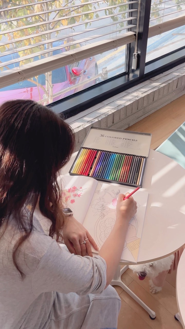 딸이 찾아주는 엄마의 그림책 🎨 
#협찬
#북스타그램 #딸이찾아주는엄마의그림책 #drawingbook