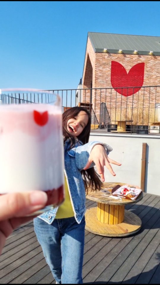 딸기라떼 좀비🍓🍓🍓
in @cafe.redfife