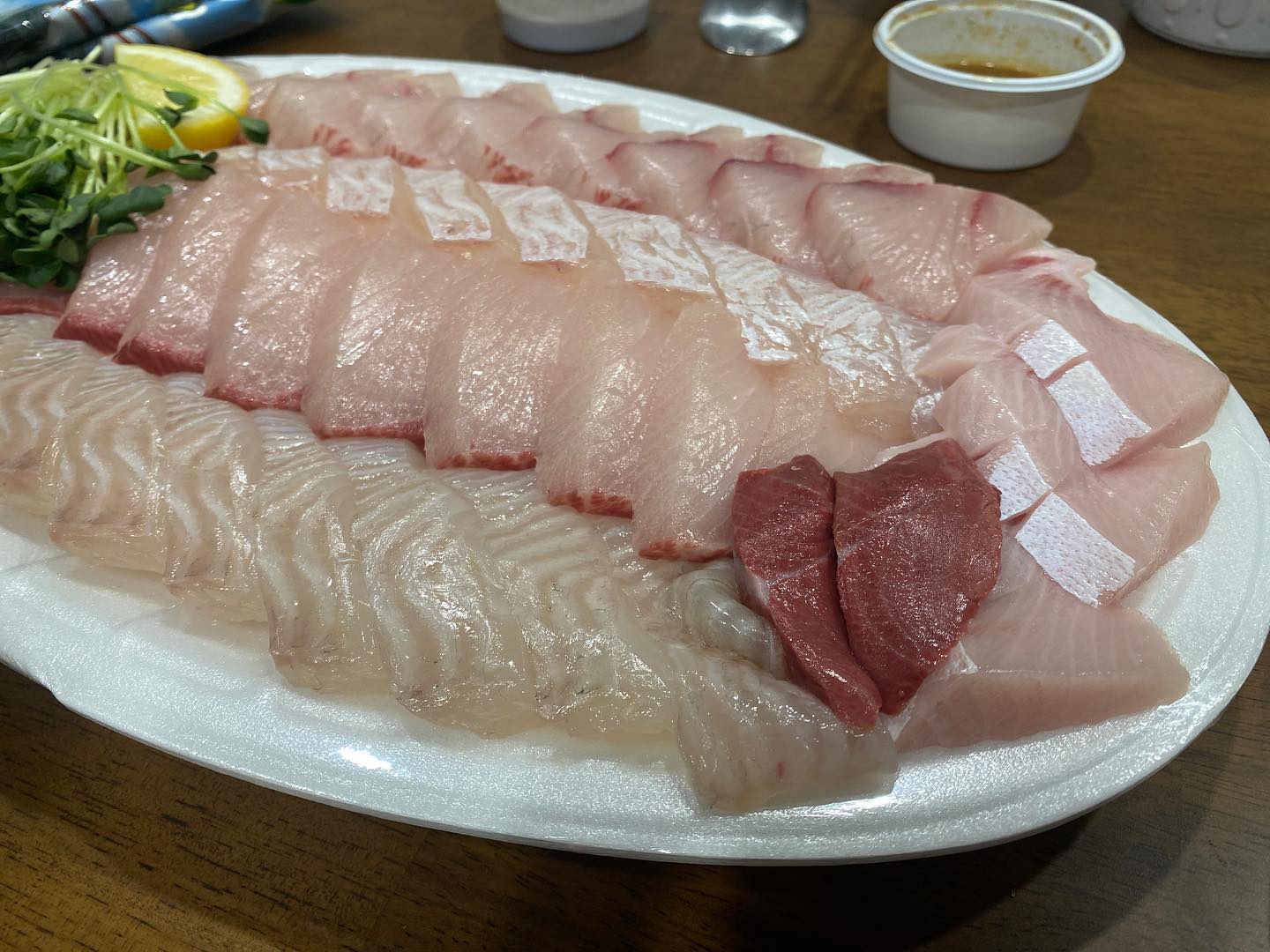그래도 째까난 방어가 기름이 빨리 찼네