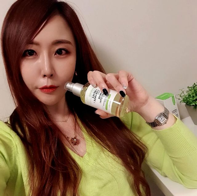 GAIN💕 on Instagram: "#협찬 #피부관리실화장품 엥뎀(indemne) 🌿《제조원 : 프랑스》 @indemne_official 프랑스어로 "무사, 안일, 다행"이라는 뜻의 #엥뎀 ( #indemne ) 은 수년간 애타게 갈망했던 건강하