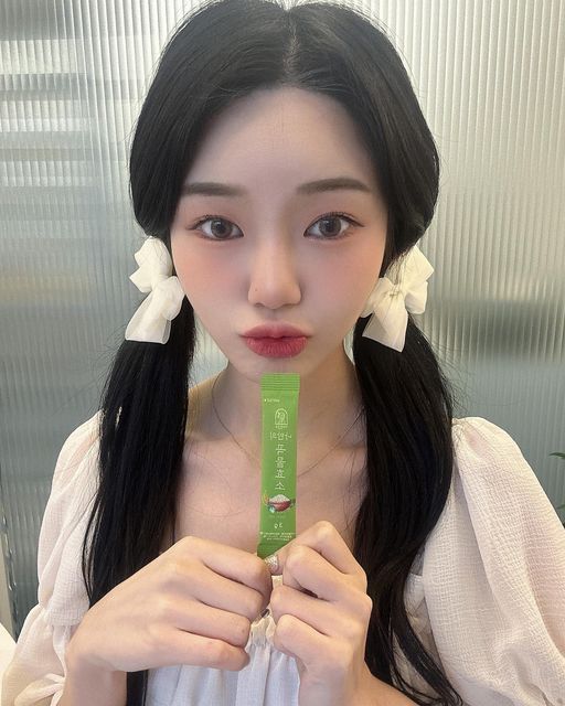 𝘍𝘳𝘦𝘦𝘭𝘢𝘯𝘤𝘦𝘳 𝘔𝘰𝘥𝘦𝘭 on Instagram: "#광고 [나만의건강by설리마켓] 나만의 곡물효소 ✅곡물효소 역가수치 50만 이상 제품 ✅글루타치온•비타민C•17종 혼합 유산균 함