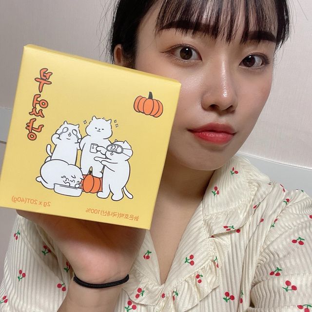 나미 on Instagram: "#협찬 저는 아시다시피 바디프로필 준비중인 통통이입니다..,., 🐷 직업 특성상 평소에 앉아있지 않고 서서 활동하다보니 종아리가 살인지 붓기인지 모를정도로 부었는데