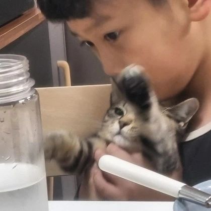 옵..오빠 살려조....🐱

ㅋㅋㅋㅋㅋ
이 사진 볼때마다 너무 귀여오