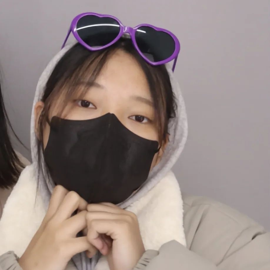나의 민낯..ㅎㅎ💜🖤🤍
.
.
.
#031214 #040105