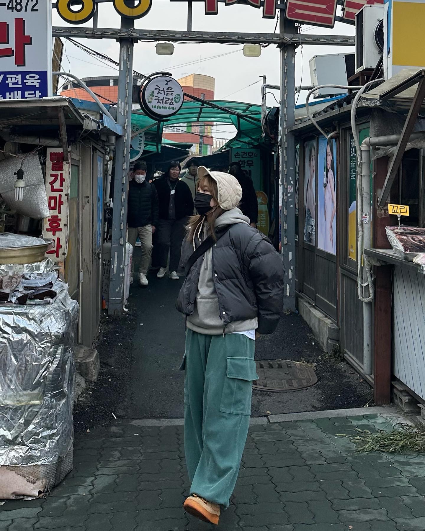 마장동으로 다들 모여…
궁극의 소고기 맛을 보여줄라니께🙈