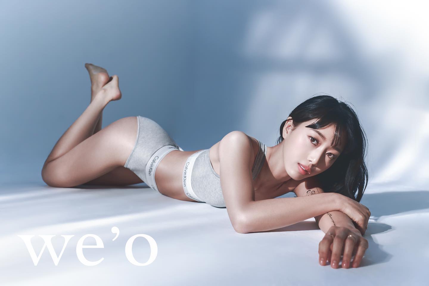 weostudio weostudio 
너무 찍고 싶었던 위오에서 ,, 💙🤍

#weostudio #calvinklein #underwear #ﬁtness #bodyprofile #ffff #f4f #tbt #instagood