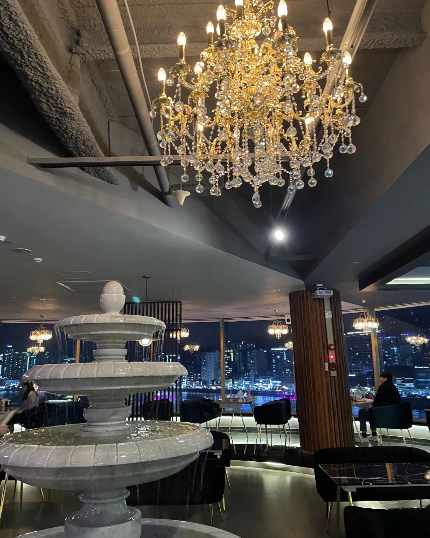 #협찬 광안리데이트필수코스 오션뷰 와인맛집 

🥂#델루나레스토랑 & 와인바 deluna_wine
🌉부산 수영구 민락수변로29 바다마루 6층
⏰️영업시간 12시-새벽2시
❌️연중무휴
🚗건물주차장 2시간지원
🛵포장, 배달 가능
☎️전화 051)753-7773

#델루나 #광안리델루나 #델루나와인바 
#광안리맛집 #광안리 #광안리해수욕장 #광안리술집
#광안리맛집추천 #광안리핫플 #광안리데이트 #광안리브런치
#광안리여행 #광안리가볼만한곳 #광안리불꽃축제 #광안리야경
#광안리오션뷰 #광안리파스타 #광안리와인바 #광안리해수욕장맛집 
#광안리핫플레이스 #광안리와인 #광안리데이트코스 #광안리바다
#광안리모임  #광안리야경맛집 #광안리오션뷰맛집 #부산여행