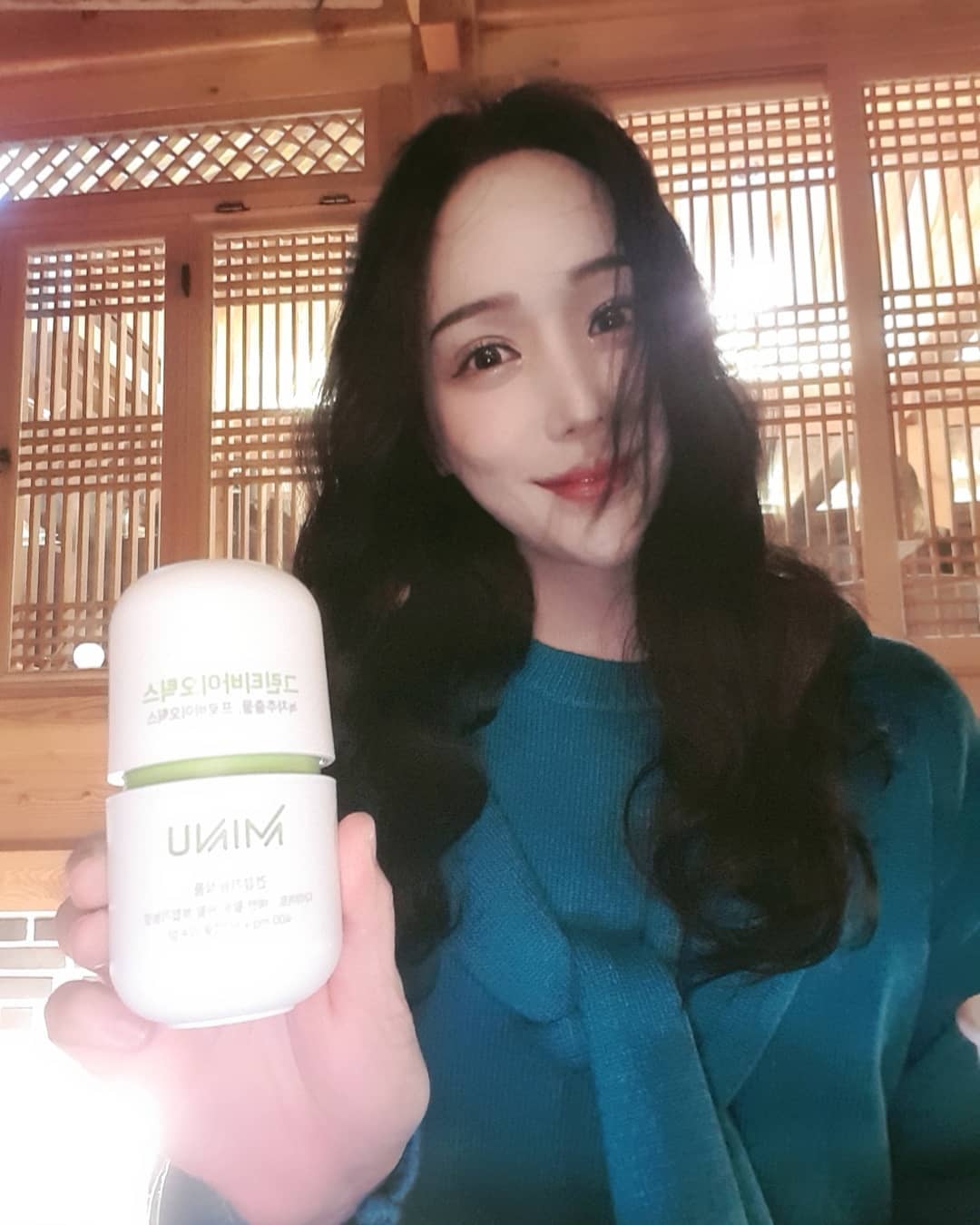 센스쩡 💋 on Instagram: “😎
요즘 유산균 안챙겨먹는분없잖아요
미누 그린티바이오틱스는 
다양한 유산균에 녹차추출물 카테킨이 포함되어 있어 
다이어트 보조제 역할도해줘요
하루2알✌
.
.
.
유산균 챙겨먹고 장건강 챙겨요”
