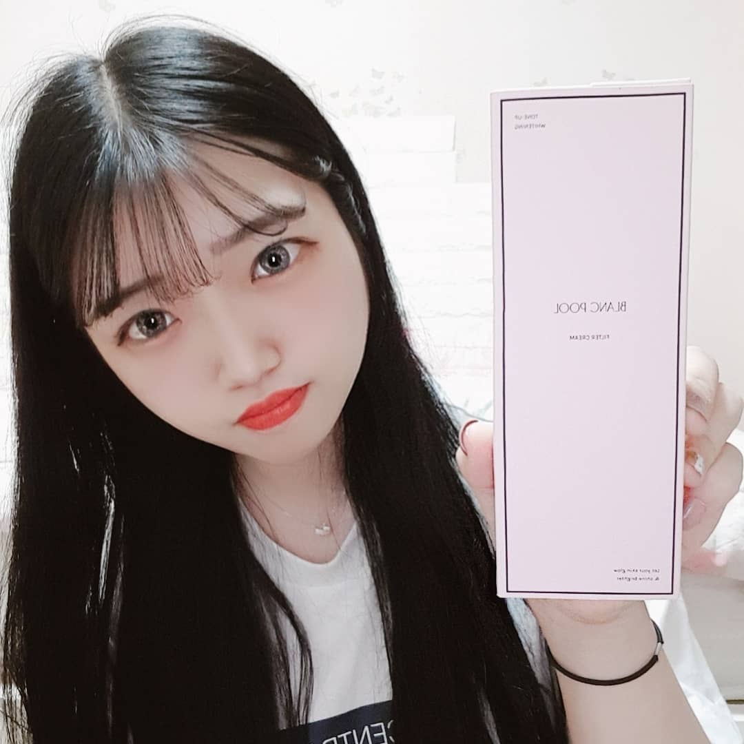 보굥 on Instagram: “[블랑풀] 신제품 필터크림👩‍🦲 ⠀ @blancpool_official ⠀ 예전에 사용한 톤업크림은 부자연스럽고 가루되고 그랬는데 이건 자연스러운 톤업이고 발림성도 좋고 자연스러워서 화장안한척 가능하다 ⠀ 제품정보…”