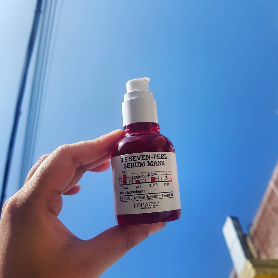 lv.23 (백수모먼트) on Instagram: “❤겨울맞이 각질제거템❤  쌍욕세럼 좋다고해서 써봤는데 확실히 코 옆 모공끼임이 줄었ㄷr 꺼끌꺼끌한것도 없는데 필링 되는게 신기함 부들부들해짐  버츠비는 옹두가 입술텄다고 사줬다 집으로 보내줌​∗❛ัᴗ❛ั∗ 그니까 이건 사실 #럽스타그램  #애인자랑…”