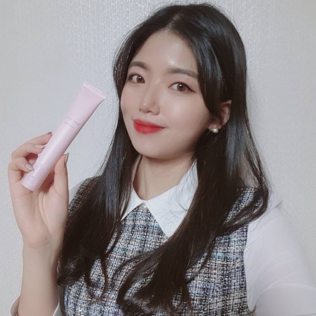 @byeolvely_s2 on Instagram: “⠀ 블랑풀 필터크림💕 ⠀ 블랑풀에서 신제품 필터크림이 출시되었습니다!! ⠀ 기존의 톤업크림들은 부자연스럽게 발려서 사용하기 힘들었는데 블랑풀 필터크림은 완전 자연스럽게 발려요🙊 ⠀ 끈적임은 없고 엄청 촉촉해서 겨울에 사용하기도 좋은것같아요 ⠀…”