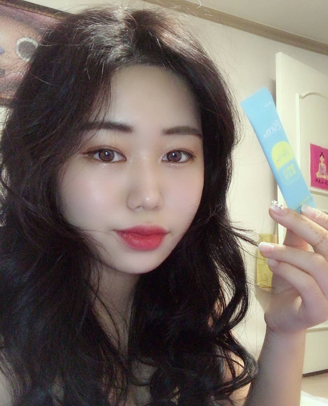 姜海仁 on Instagram: “🍀 ... .. . GRN 밸런스 효소핏 제품은 음식물 분해와 배출을 도와주는 효소를 담아 원활한 배변활동으로 다이어트에도 도움이 될 수 있는 제품입니다. 또한 효소의 불편한 냄새를 잡고, 상큼한 레몬요거트 맛으로 맛있게 섭취 가능하며, 휴대가…”