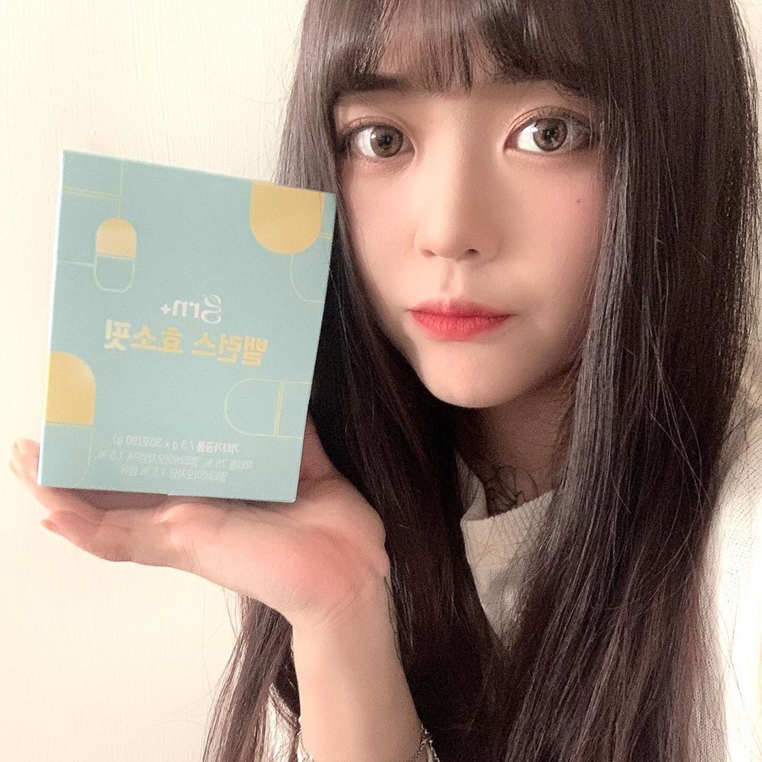 •———YOURUI———• on Instagram: “💓grn+ 밸런스 효소핏 제품 후기 💓  스틱형태라 어딜가던 간편하게 섭취가능해서 좋고 맛도 요거트 레몬 맛 ! 이라 비타민 먹는 기분 😊😊 ✔음식물 분해 +배출 =배변활동 굿 ️✔️장건강 활성화  요거트 물에 타먹어도 좋고 그냥 가루로  먹어도…”