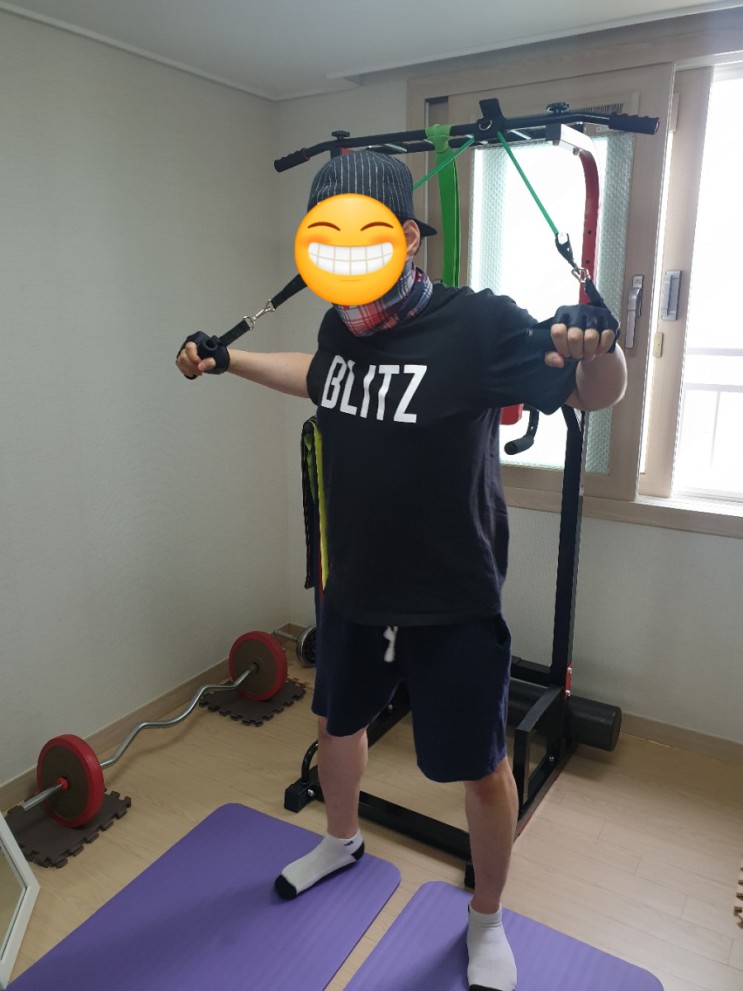 어깨운동 등운동 튜빙 밴드로 제대로 운동하기