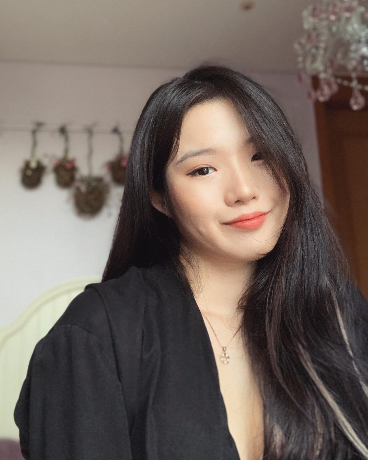I can’t make any promises right now but I can make you a cocktail 👁〰️👁🍹
.
.
.
.
.

#인친 #소통 #맞팔 #선팔 #일상 #데일리 #뉴욕 #팔로우 #라이크 #댓글 #explore #nyc #seoul #instagood #instavibes #selfie #셀카 #bella
