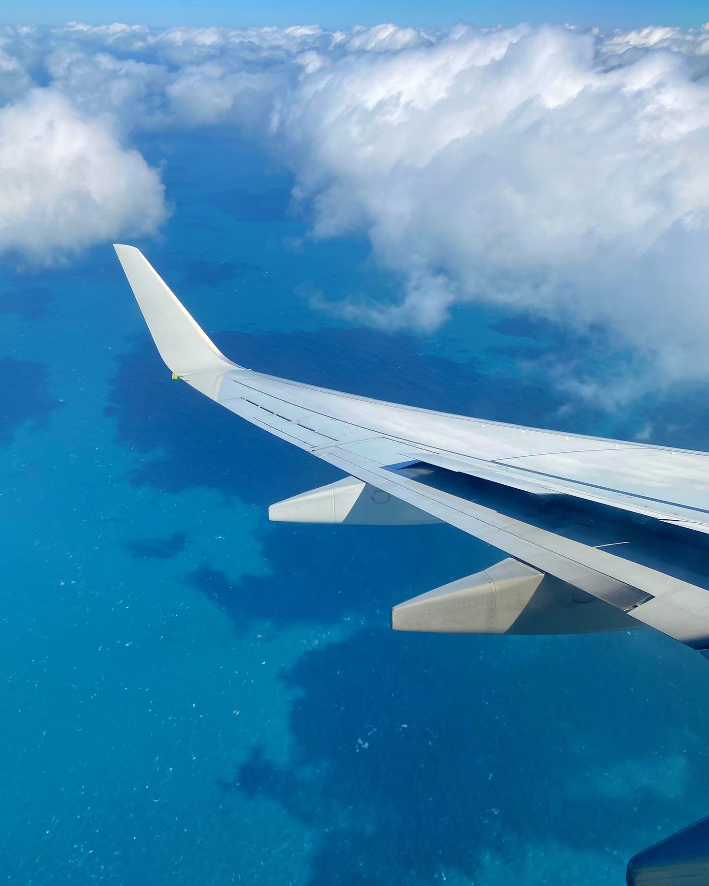 ✈️