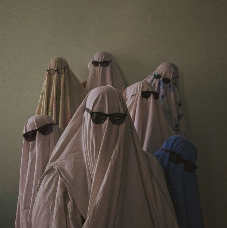👻