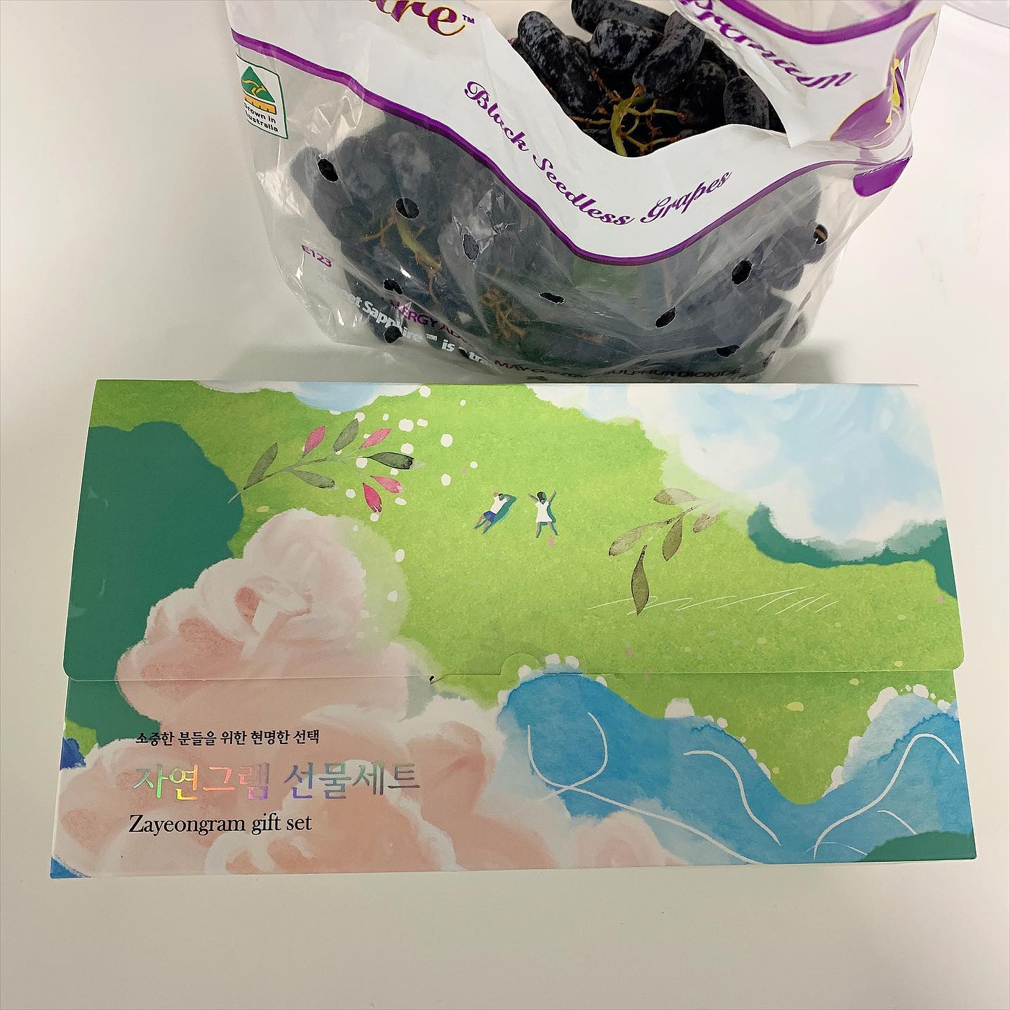 #협찬
집에서 있는 시간이 많아도 항상 과일은 챙겨먹거든요
고기도 물에 싯어주는게 더 맛잇다고 알고있거든요
적은양으로 농약도 제거되서 너무 좋아요💕

(물로 한번 행구고나서 칼슘파우더 넣고 행궛는데도 농약과 분순물이...)

 zayeongram_official #자연그램 #자연그램선물세트

#자연그램칼슘파우더 #과일세정제 #자연그램매직버블클리너 #매직버블클리너 #친환경세제 #천연세제 #칼슘파우더 #과일세척제 #유사품주의하세요 #신상품나왔을땐 #08L #농약제거 #과일세척제 #농약제거 #먹스타그램 #비건 #다이어트 #과일 #야채 #채소