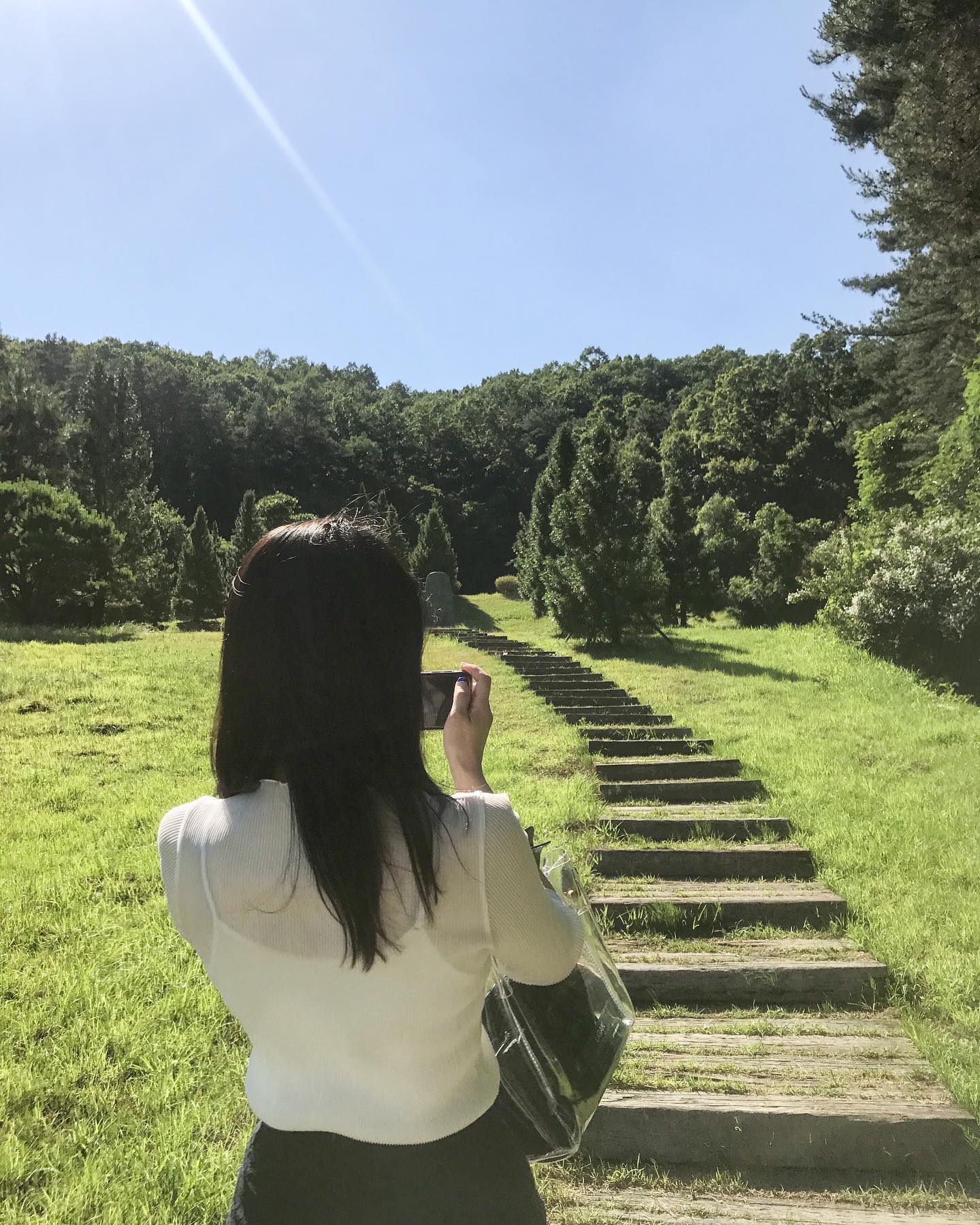 #오늘따라 #엄마 #밥이 #너무 #먹고싶다

오전 근무만 하고 
엄마 집으로 쓔웅~~~ ㅎㅎ

날씨도 좋고 집에 빨리가서 밥 무거야징 ~ 🍚🥢

울님들 오후 시간 좀만 더 홧팅하세요 🙌🏻

#집에 #가즈아