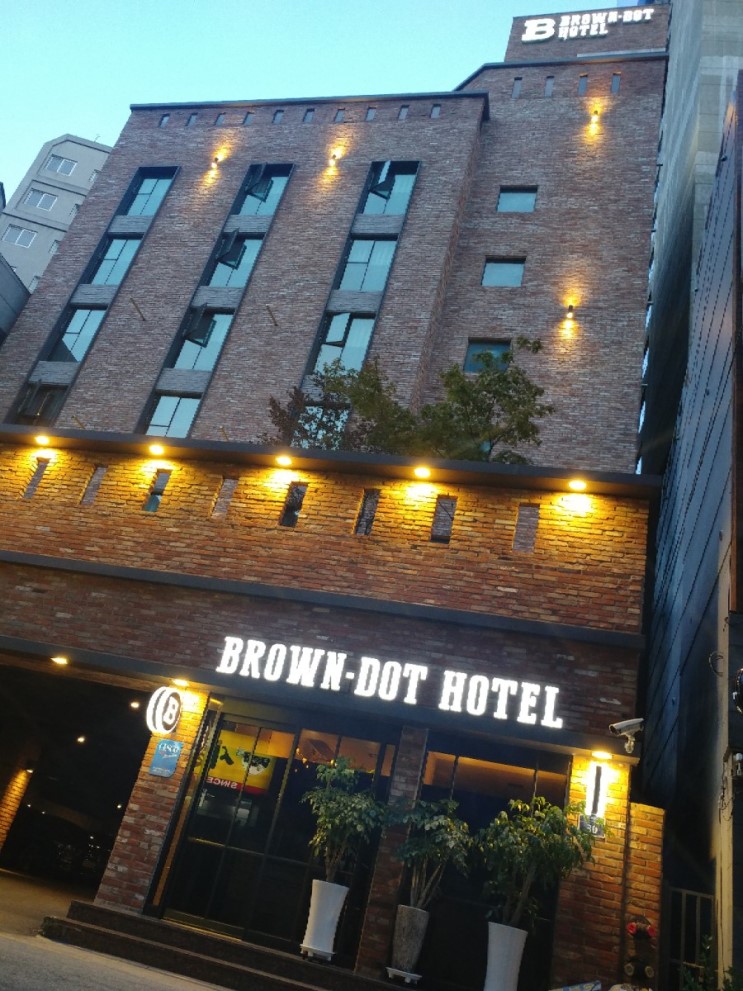 부산서면호텔 시설대박! 깔끔하고 고급스러운 브라운도트 서면1호점