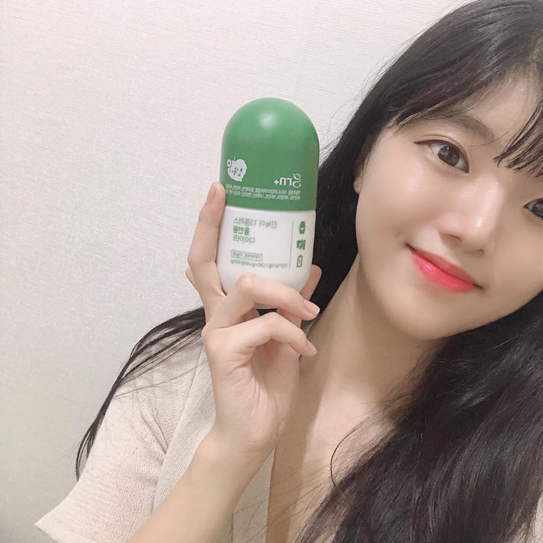 펭귄스 on Instagram: “여름맞이 다이어트 시작🐰🔥 헬스와 진녹이를 병행한지 10일차❗️ . . 다른 보조제들은 안 먹게 되고 맛도 마음에 안드는 제품들이 많았는데 요고는 요물이당(༶ૢ˃̵̑◡˂̵̑༶ૢ) . . ☝️코팅도 안되어 있어서 세심함에 한 번 감동 ☝️섭취 후 몸이…”