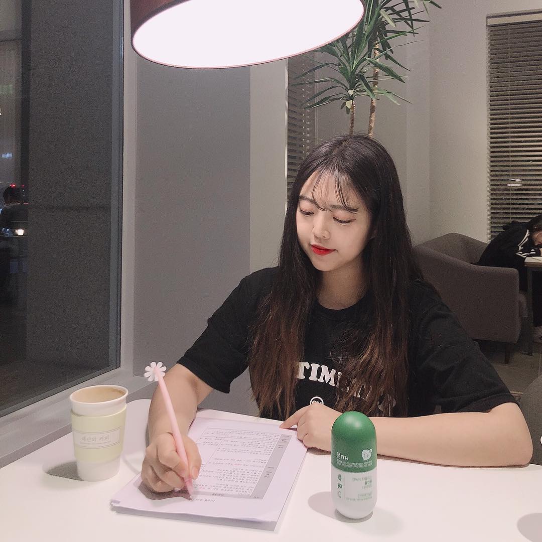 세인🧚🏻‍♀️ on Instagram: “체지방감소에는 깻잎!!! 깻잎추출물로 #살빼자 진짜 똑같이 먹고 진녹이 먹으니까 살빠짐 대박탱,,,⚈͒◡⚈͒ . . . . . . . . . . #grn #지알엔 #grn다이어트 #grn진녹이 #진녹이 #깻잎다이어트 #지알엔진녹이 #깻잎추출물…”