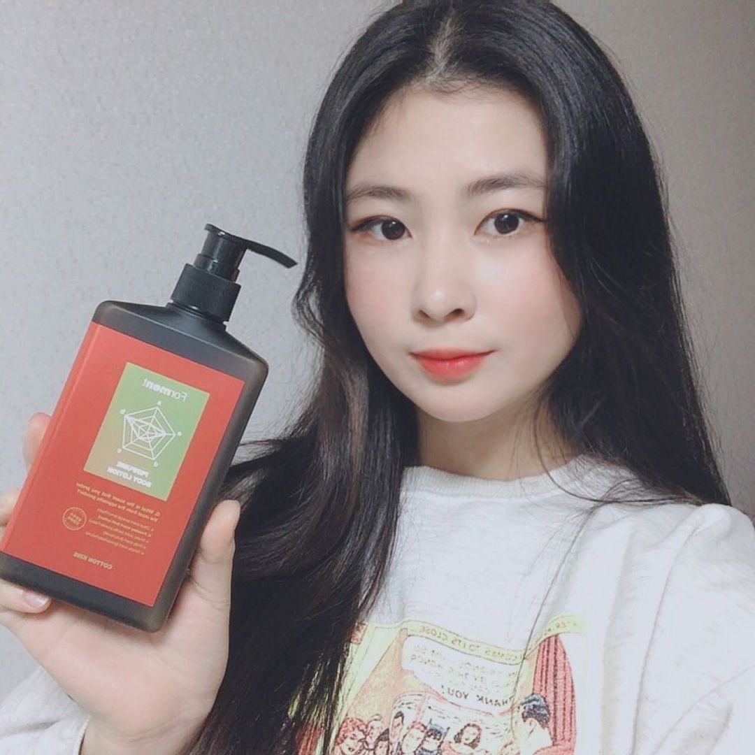 한채은 on Instagram: “⠀ ⠀ ⠀ 민감성 피부라 걱정하면서 발라봤는데 쎄지않은 달달한 냄새ღ.ღ 바르고 난 후에 바로 스며들어 속은 촉촉 겉은…”