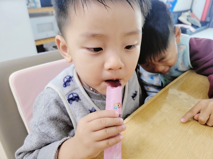 키즈 아연 유한키즈스틱 젤리라고 더 달래요