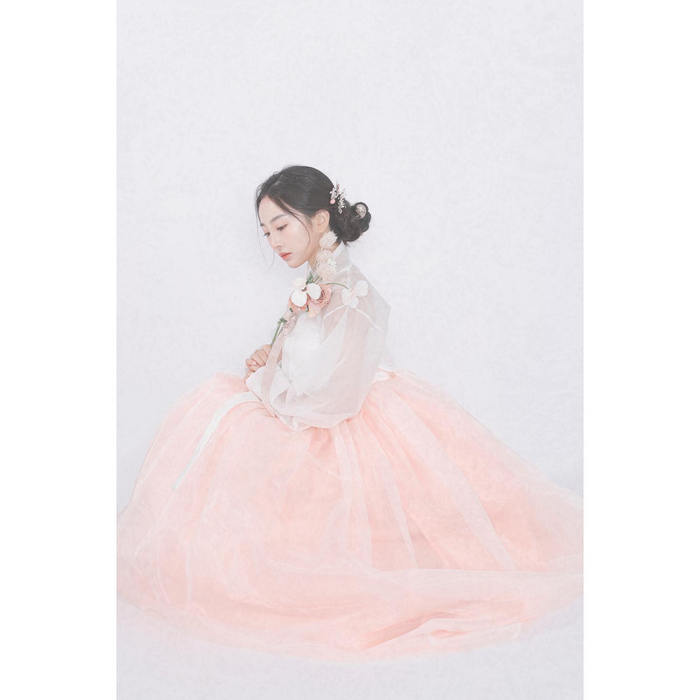 추석이니까 한복
.
.
.
.
.
.
#instagram #26 #韓国人 #한복 #한복스냅 #hanbok #daily #한복화보