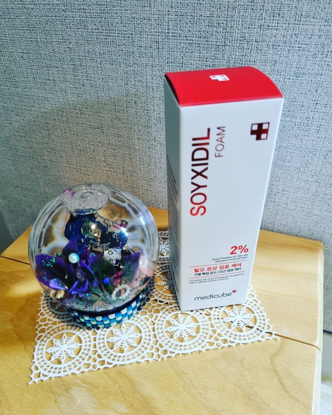 우리 가족 일기장 on Instagram: “#제품협찬 너무너무 필요했던 제품 제공받아 기분 좋게 사용중입니다~ 저희는 네식구 중에 세식구가 매우 건강한 모발을 가지고 있어요🌿🌿 타고난거죠~♡