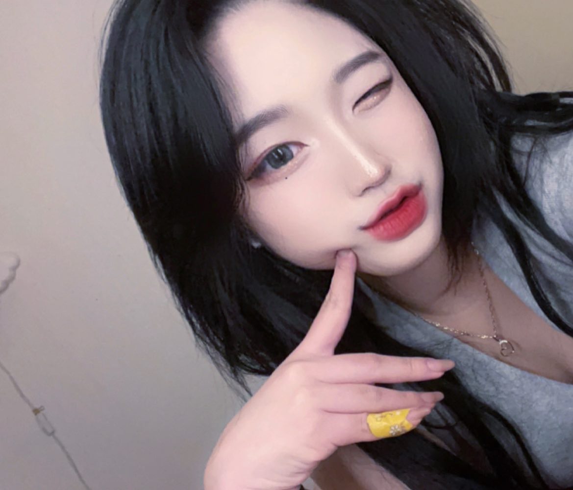악마는 ‘사랑해’라는 말을 뱉는 순간 그 자리에서 불타 죽어버린대