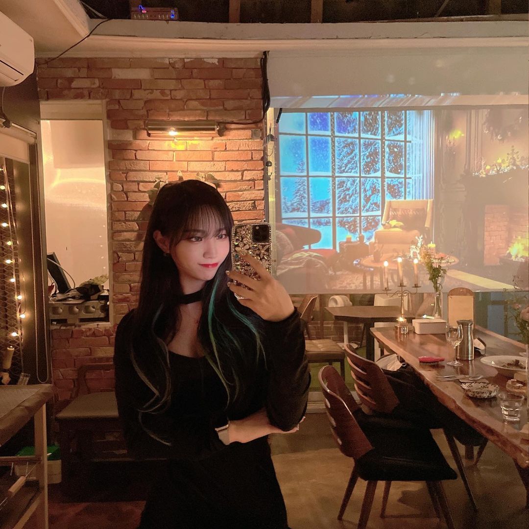 쎄리(21)’s Instagram post: “#협찬 🍷3공간 와인바(사당역 부근)🍷 @winebar_3 🤩 인테리어가 너무 이뻤어요 🍝 파스타도 너무 맛있었구요 🍷 음식이 맛있어서인지 와인도 너무 맛있었습
