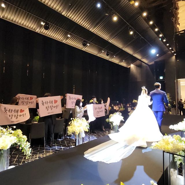  “게임하라고,, 딱 격리된건가,,? 해보고 싶었는데 언제 하나,, 하구있다가 격리 되자마자 게임부터 함ㅋㅋㅋㅋ 커플 게임이라고 해서 조금 식상할거라 생각했는데, 하다보니 둘다 몹시 매우 진지하게 임하고 있었음ㅋㅋㅋㅋㅋ 의외로 몰랐던 것도 알게 되었고,…”