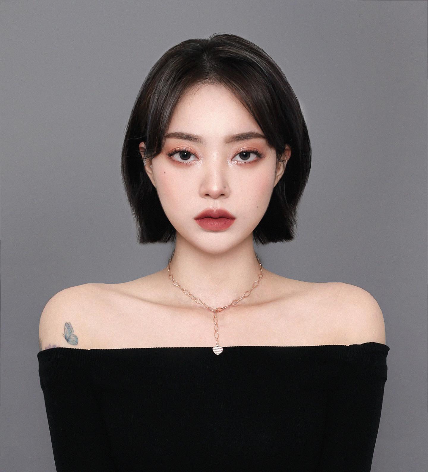 ࿒ 𝑨 𝑵𝒆𝒘 𝑰𝑫 𝑷𝒉𝒐𝒕𝒐 Ⅷ

#selfie #instadaily #selsta #selca #일상 #셀카 #셀피 #좋아요 #좋아요반사 #좋반 #셀스타그램 #오오티디 #ootd #l4likes #스트릿 #미니멀 #dailylook #フォロー #いいね返し #ootdfashion #셀기꾼 #likesforlike #like4likes