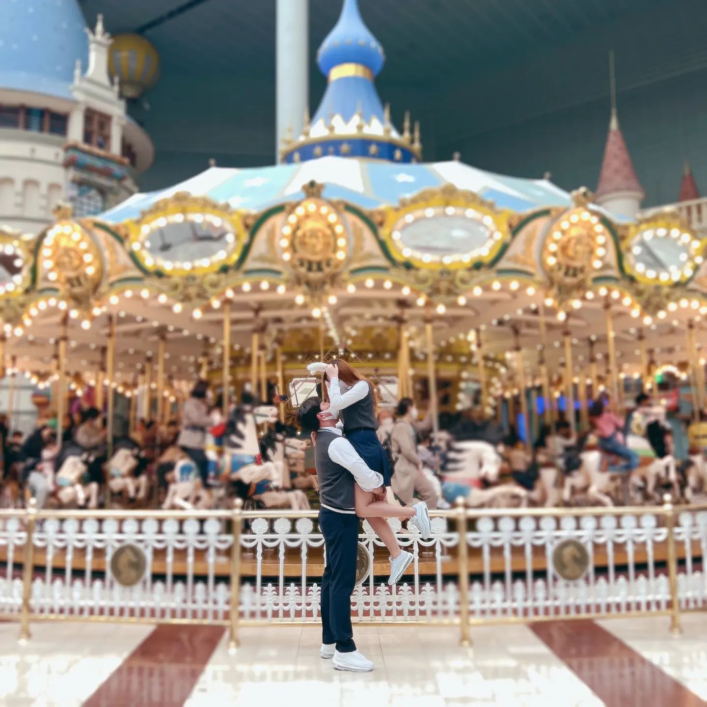 🎠🦄🎠모험과 신비의 나라🌌
롯데월드🍭

#롯데월드 #회전목마 #데이뚜💕