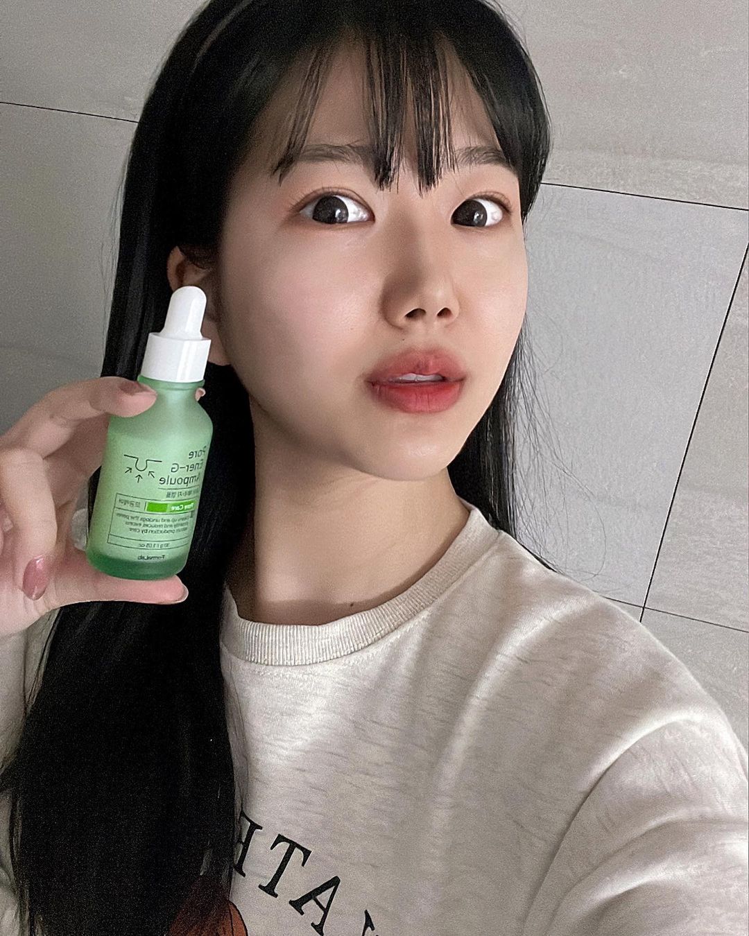 김지성 on Instagram: “포마랩 5종 에너-지 엠플#협찬#광고#제품제공 포마 랩에서 제품을 제공받아 솔직하게 작성한 리뷰입니다✏️ 5종류 모두 가벼운 발림성에 바르는 즉각 촉촉함이 느껴졌