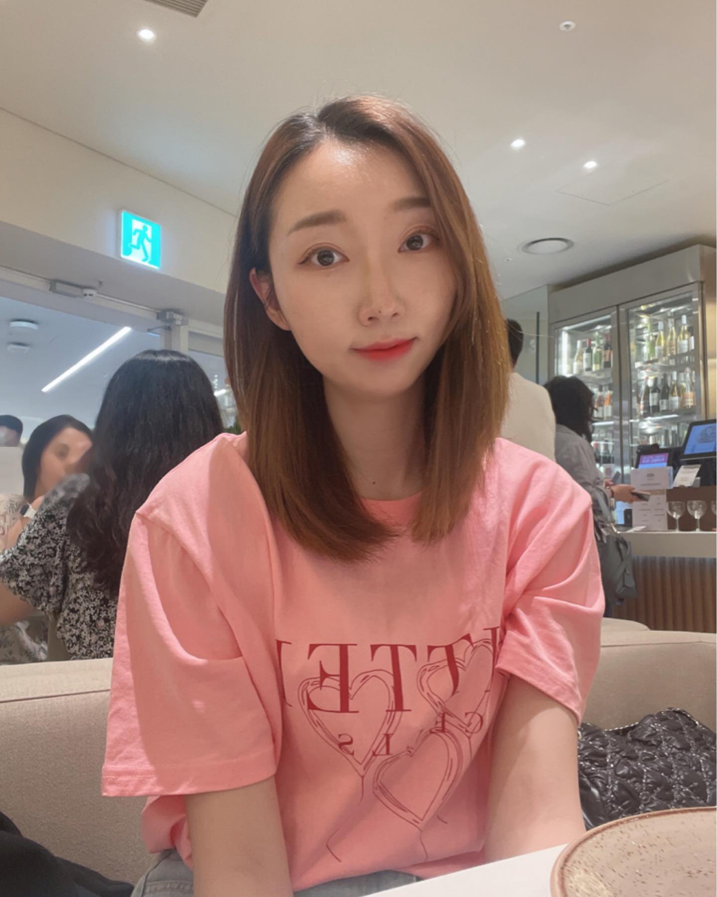 머리기르기 넘힘들다,,🫢🙆‍♀️
핑쿠티 아주 찰떡💖