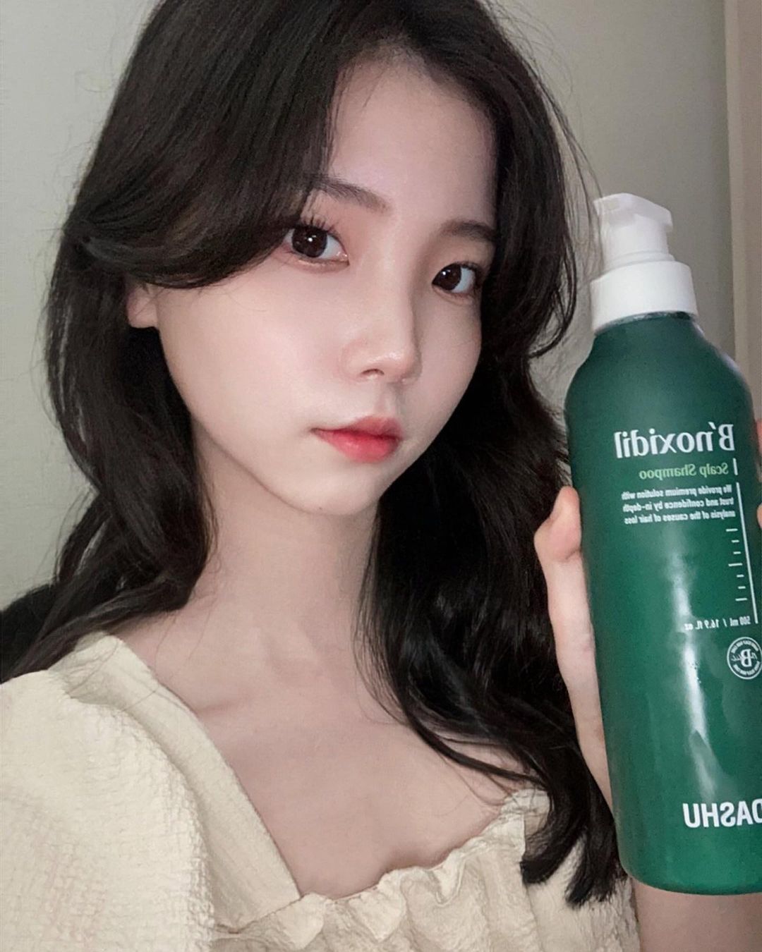 쩡 on Instagram: “일단 향이 좋고 거품이 잘 나요 두피가 상쾌해지는 느낌! 자극적이지 않아서 좋아요 *ˊᗜˋ* #협찬 #차은우샴푸 #비녹시딜 #탈모샴푸 #두피케어 #두피샴푸 #다슈 #DASHU #다슈샴