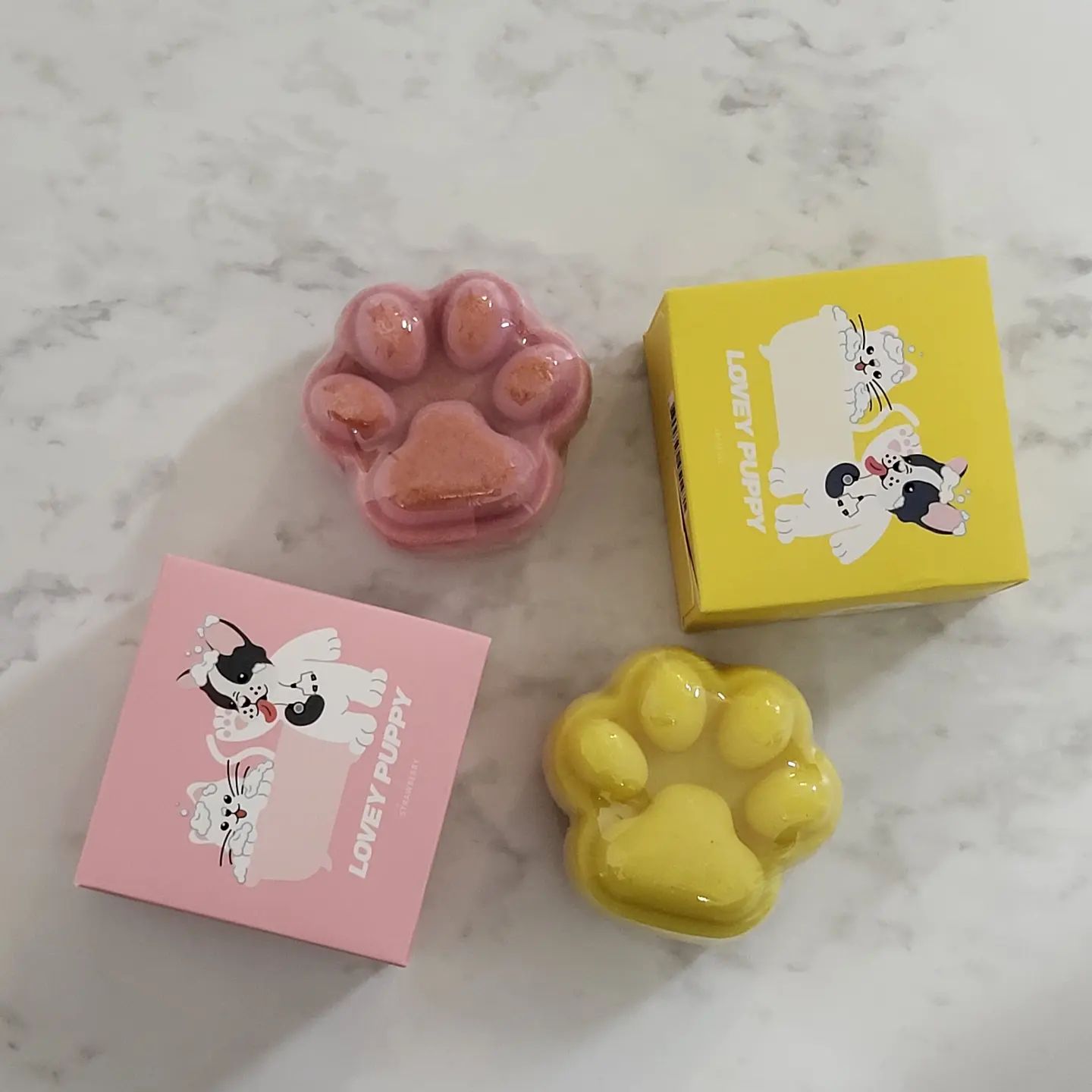 우리집 댕댕이 때벗김👍🏻
깨끗하게 맑게 자신있게
.
.
.
.
.
🚩네이버 검색🔍 러비퍼피
loveypuppy_official

✔ 천연수제비누로 강아지한테 좋을것 같아 사용 해봄

✔ 우리집댕댕이들 이렇게 기름 때가 많았나? 싶을 정도로 완전 깔끔하게 씻겨짐 대박👍

✔딸기향 , 자스민향 두가지인데 나는 노란색 비누 자스민이 좋았음.
동생은 딸기향 선택.

✔향이 은은하고 스파테라피 느낌나서 정말좋음 강추합니다.

✔공구오픈하고 싶을 정도로 좋은 제품이 였음.
별점 5개⭐⭐⭐⭐⭐

#러비퍼피 #loveypuppy #멍스타그램 #강아지샴푸 #강아지비누 #애견 #강아지일상 #댕댕이그램 #댕스타그램 #댕댕이스타그램 #애견인소통 #애견인 #강아지비누추천 #강아지그램 #강아지비누바 #강아지스파 #강아지그램 #댕댕이🐶 #댕댕이맞팔 #댕댕이들 #말티즈그램 #말티즈미용 #말티즈스타그램 #강아지샤워 #강아지목욕 #강아지목욕용품