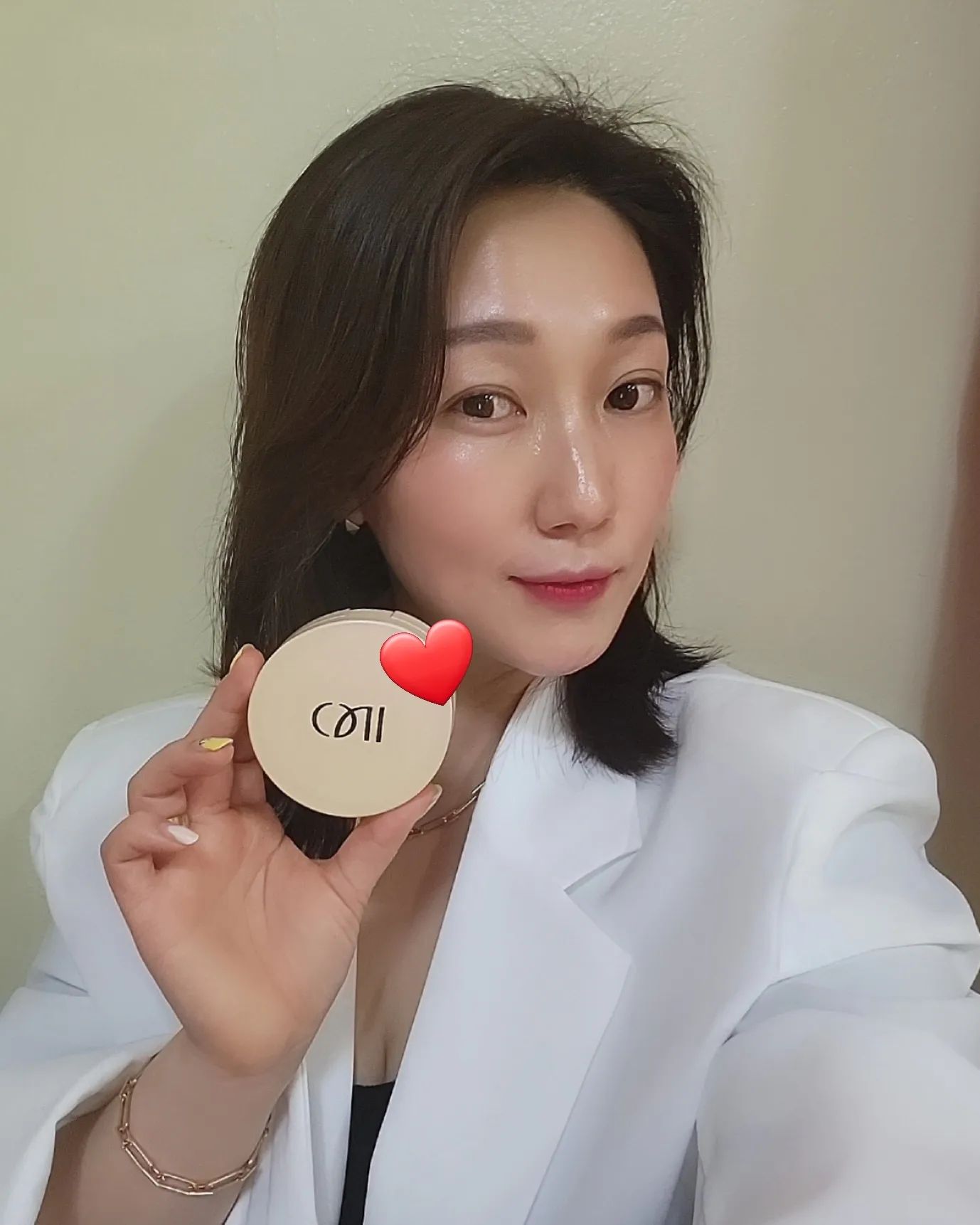 .
얼굴에 뭐했니?? 주사맞았니??
요즘 내가 듣는말들~ ㅎㅎ
저~ 피부과안다녀요‼️
인셀덤 해요💯😍😍😍
예뻐지면서 돈도벌수있는 인셀덤이요❤️

#인셀덤
#피부과에큰돈쓰지말고
#인셀덤홈케어로예뻐지기
#피부리셋
#제품문의 #사업문의
#리얼찐후기