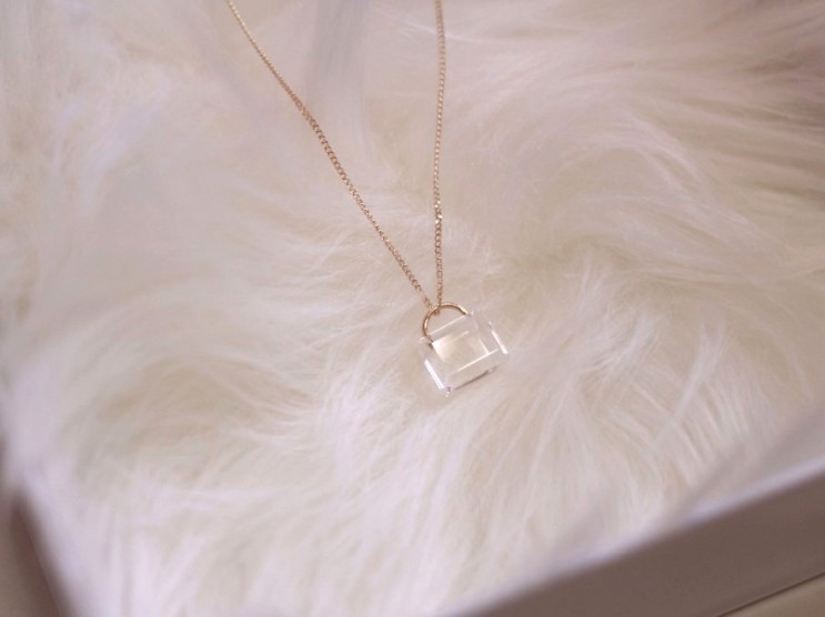 콜드프레임 Colorless Padlock Necklace