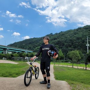 [울티모] 스포츠양말, 스포츠모자, 기능성티셔츠, 기능성쇼츠