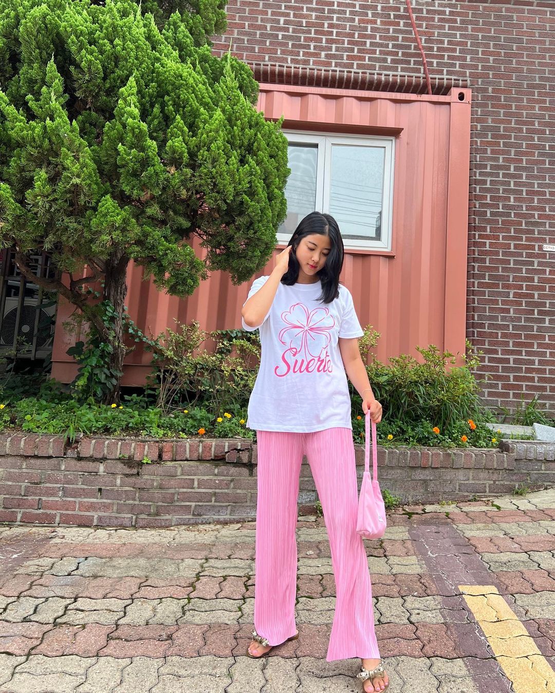 “#협찬 유기농 100% 순면커버 생리대 프리너 스타트 패키지! 팬티라이너, 중형, 대형, 오버나이트 구성이에요 OCS 인증을 받은 유기농 순면 탑시트라 민감한 피부에도 부드럽게 사용가능하고 슈퍼슬림패드로 매우얇고 가벼운데 흡수력까지…”